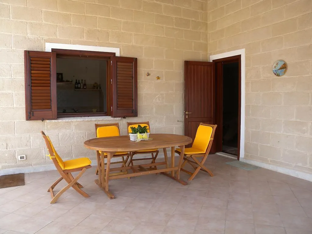 Villa Lea Custonaci 0*,